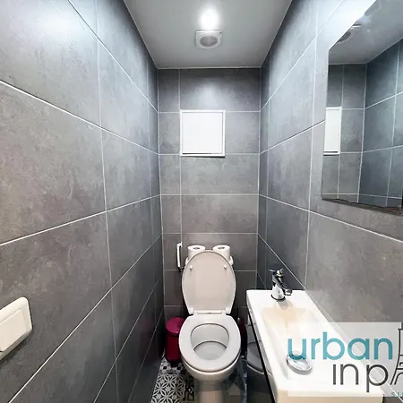 Urban Flat 18 - Charming 2bdr Parisian Apartment Paris