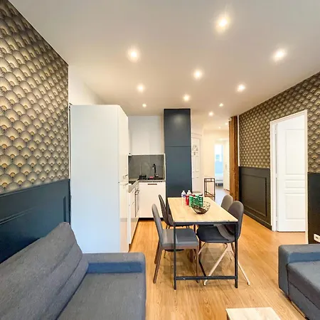 Apartment Urban Flat 18 - Charming 2bdr Parisian Paris